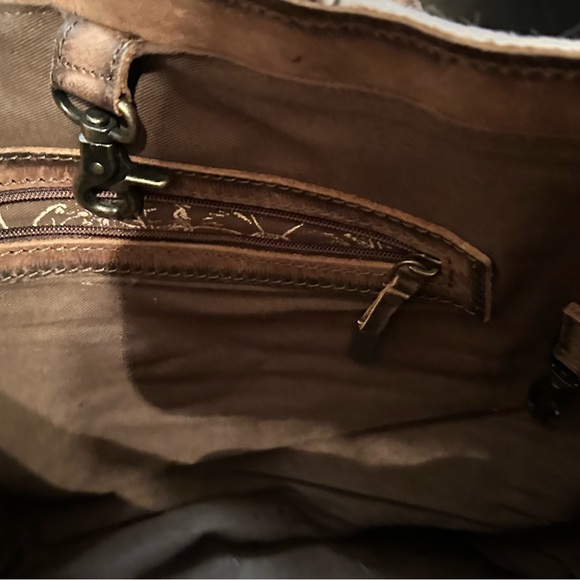 All leather and cowhide - Picture 13 of 14